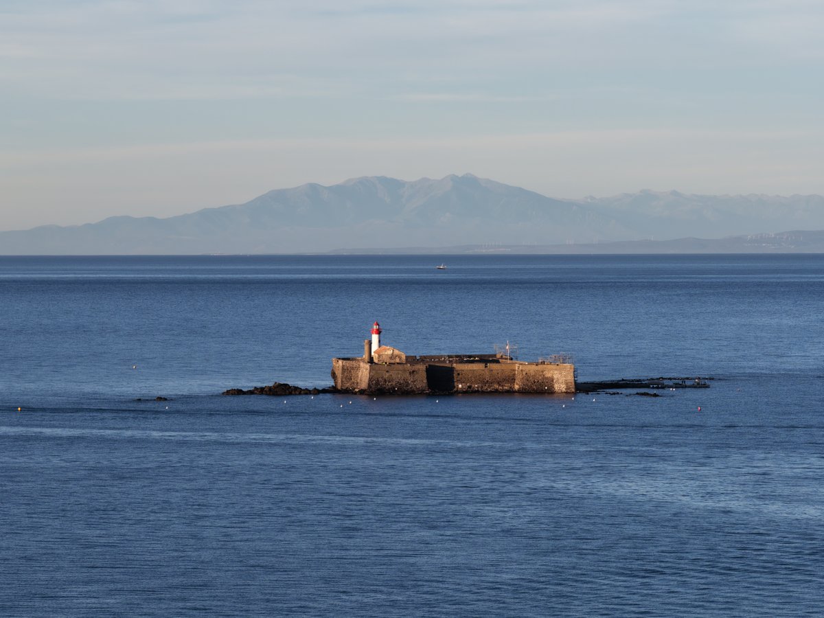Vue aérienne de Celles et du lac du Salagou